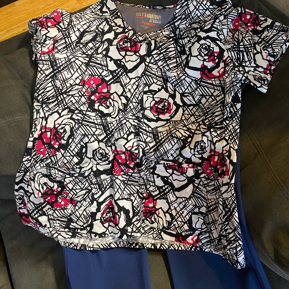 Grey’s Anatomy scrub top!